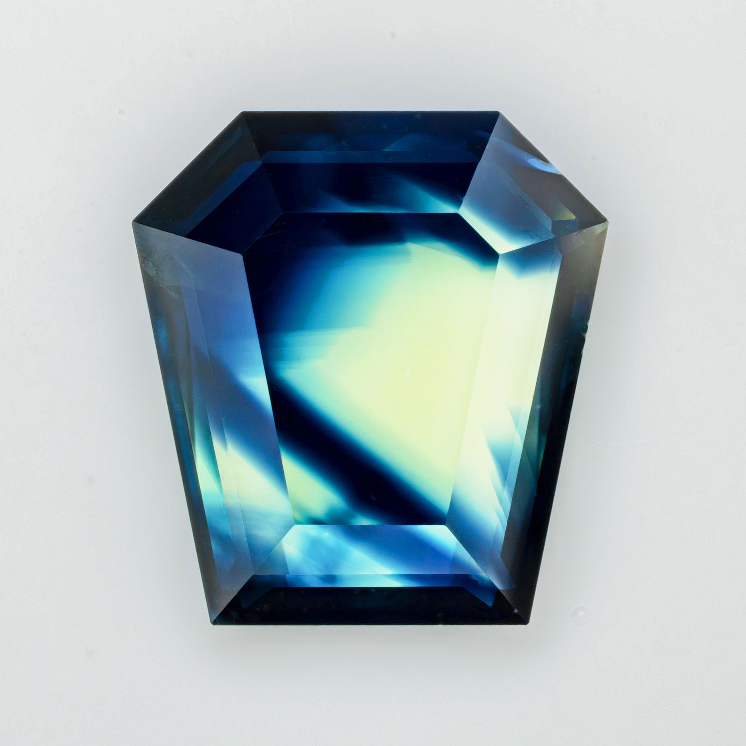 Bijouterie Brigitte jewellery worn by hand
